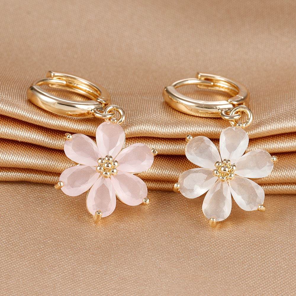 Boucles d'oreilles femme fleur zircon six pétales