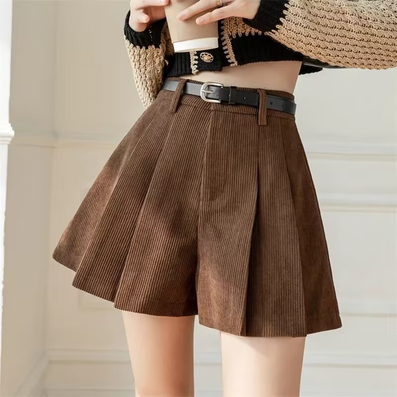 Short corduroy plissé slim casual femme