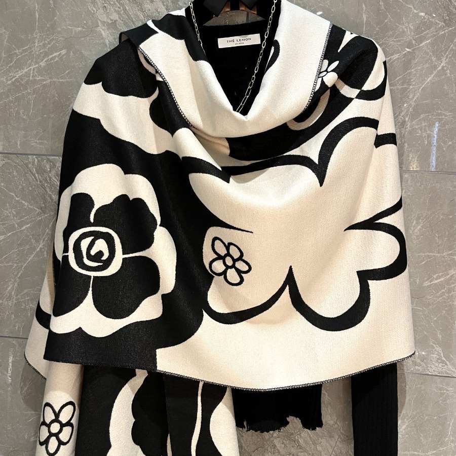 Foulard noir blanc polyester polyvalent automne-été