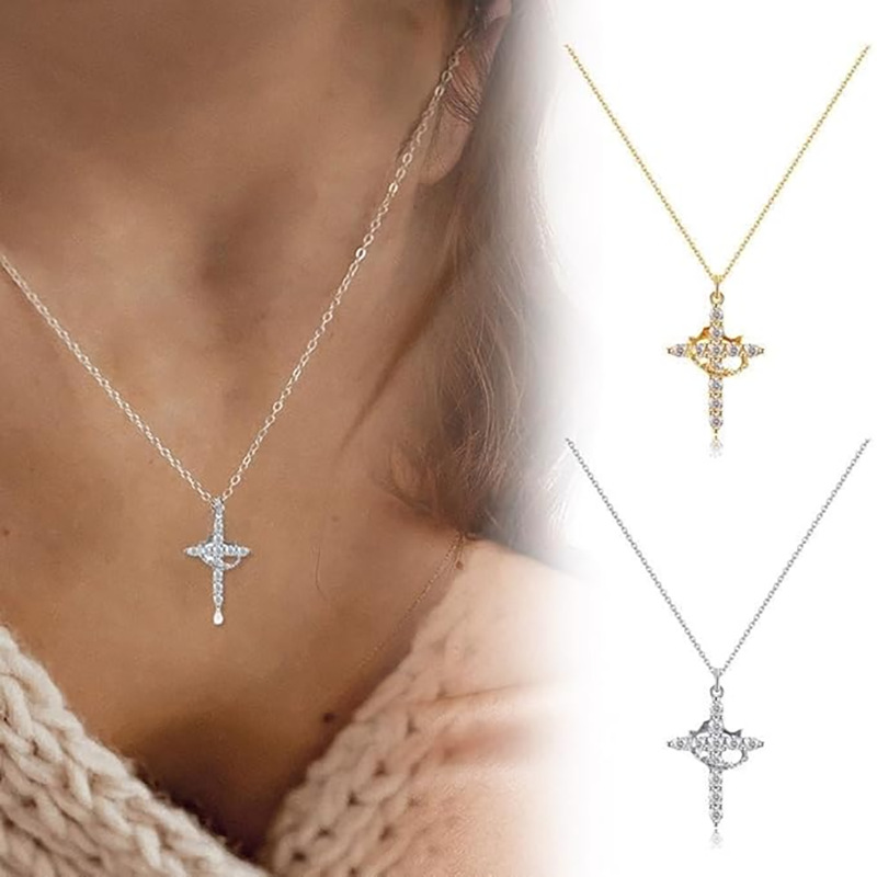 Collier couronne croix diamant rotatif