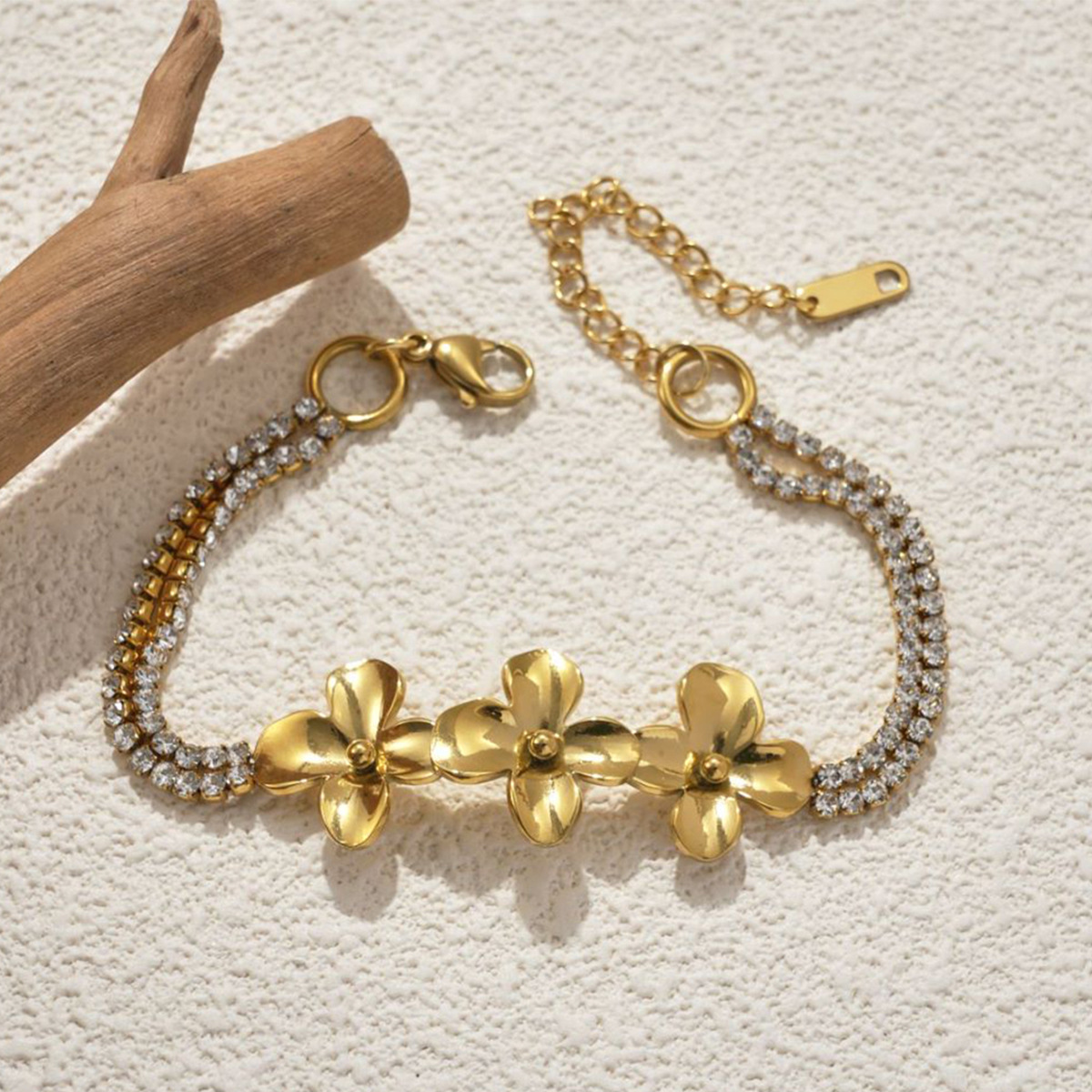 Bracelet fleur plaqué or 18K acier inoxydable luxe léger