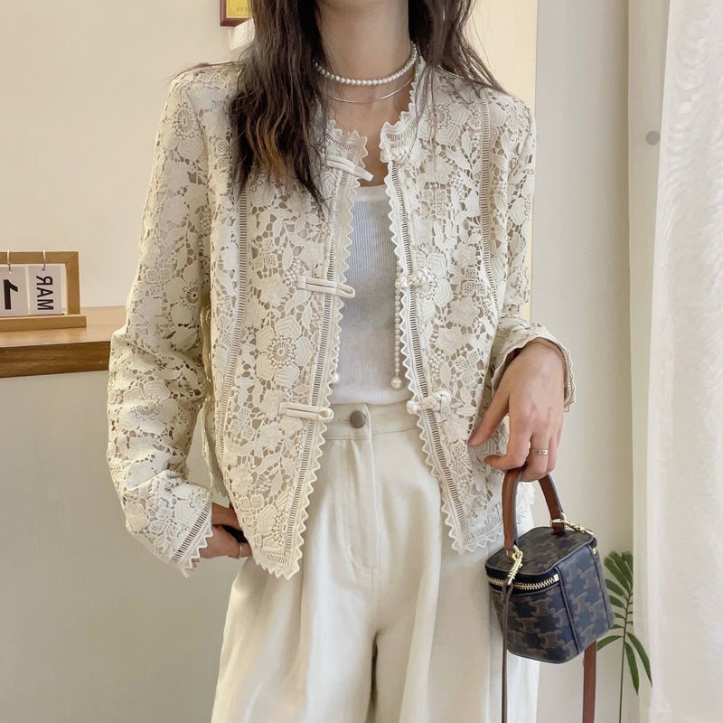 Veste courte dentelle crochetée femme manches longues