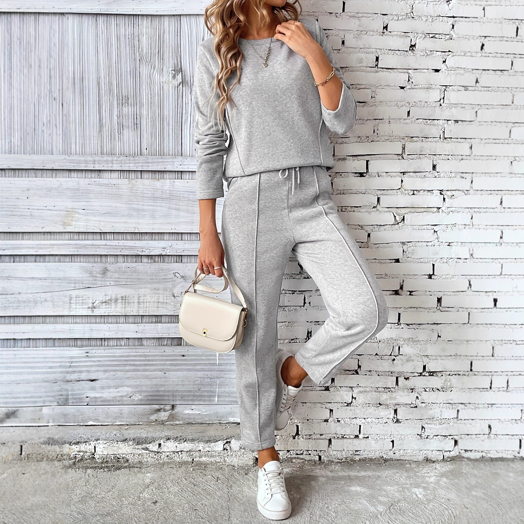 Ensemble hoodie et pantalon casual femme