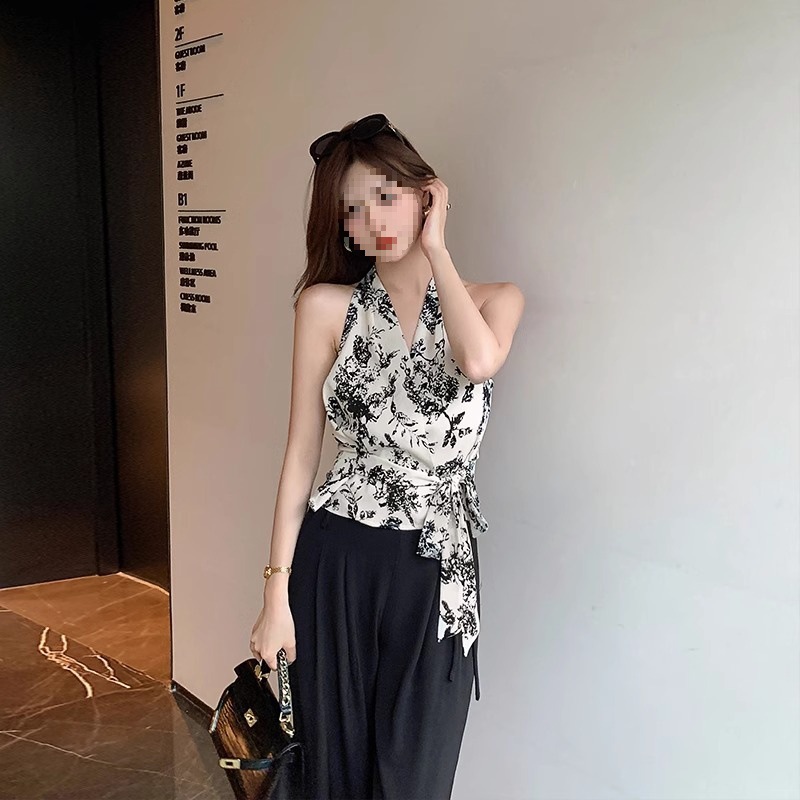 Débardeur col licou floral chic élégant femme