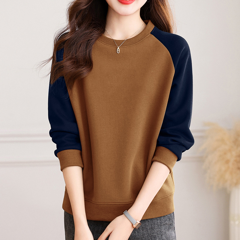Sweatshirt femme raglan col rond niche
