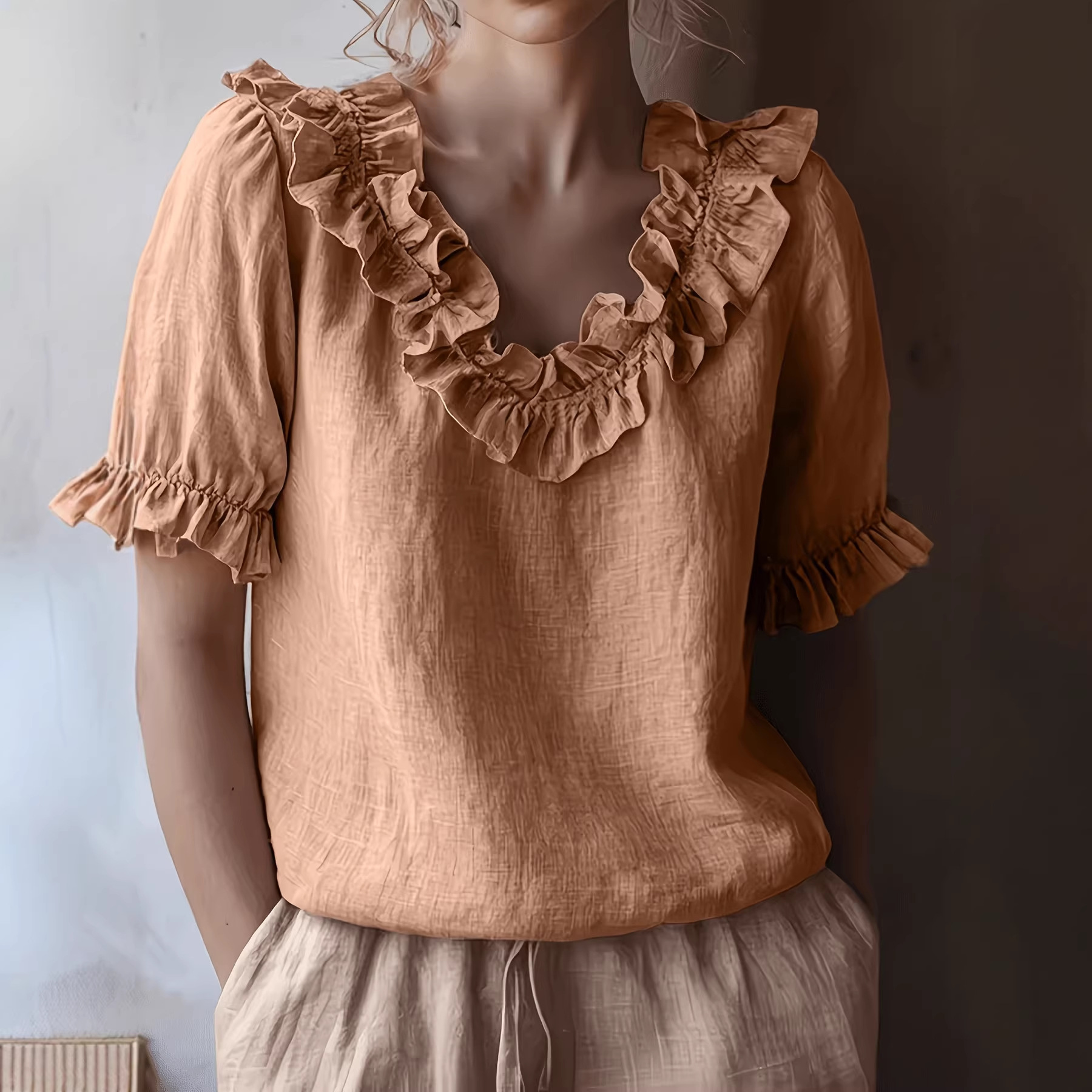 Chemise femme casual col rond volants unie