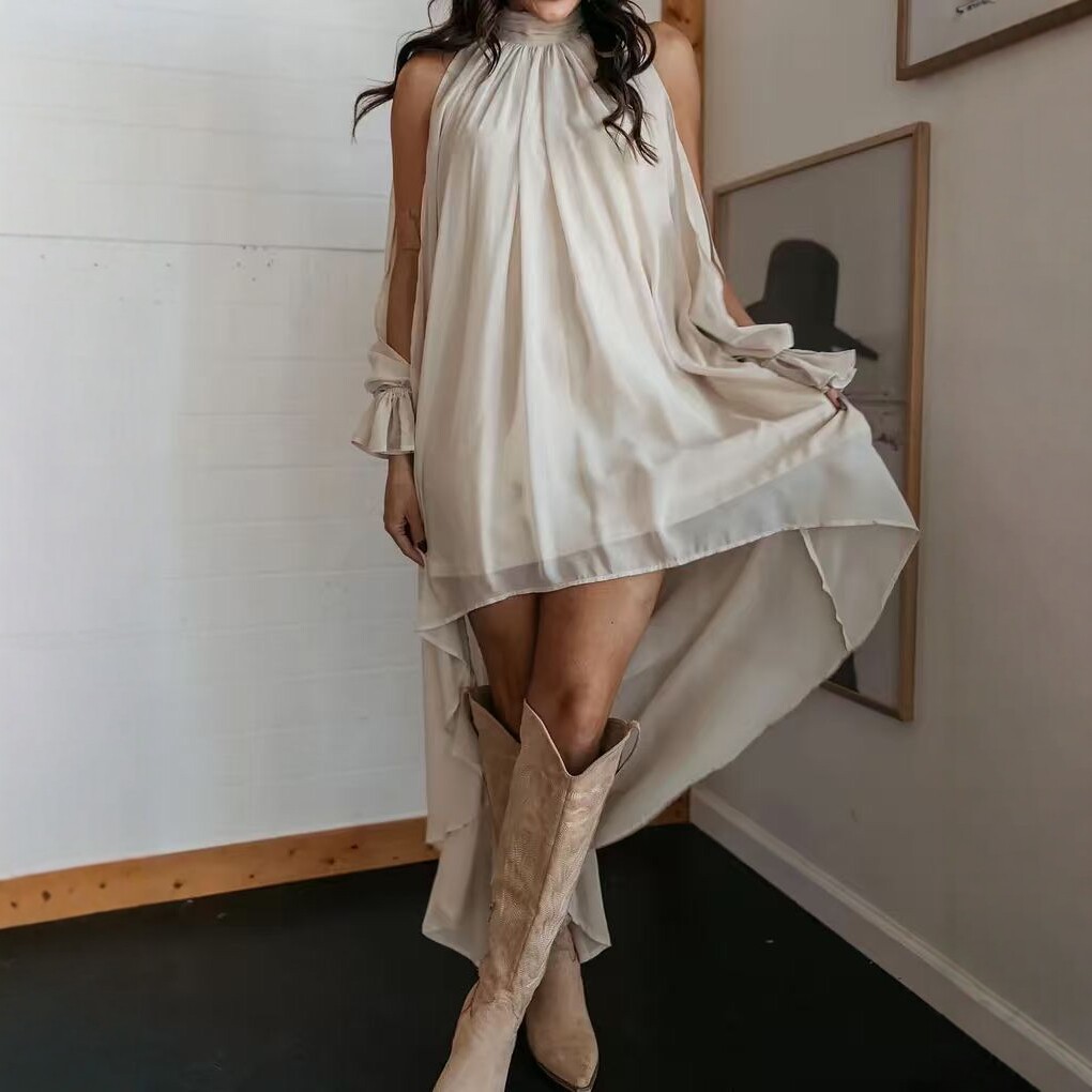 Robe mousseline col haut irrégulière